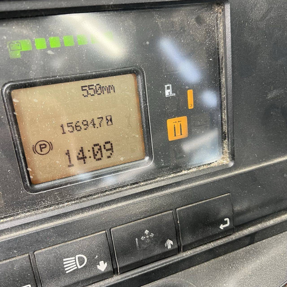 Linde R20 HD (1120) - Ανυψωτικό στενών δρόμων: φωτογραφία 3 Linde R20 HD (1120) - Ανυψωτικό στενών δρόμων: φωτογραφία 3