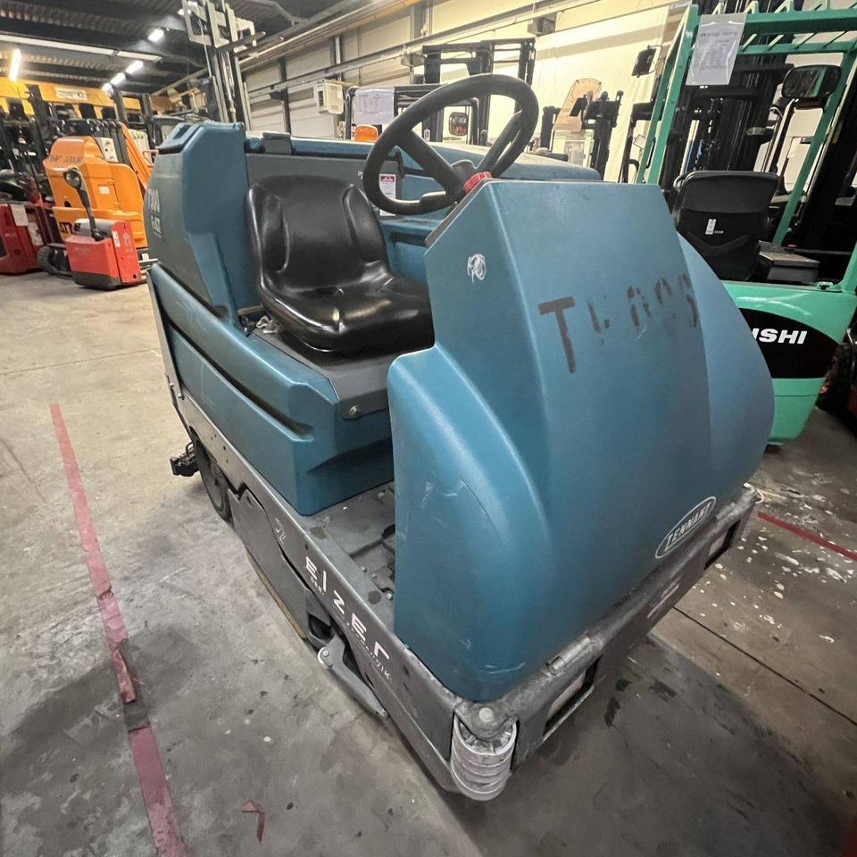 Tennant 7300 Fast - Μηχάνημα πλύσης-στέγνωσης: φωτογραφία 3 Tennant 7300 Fast - Μηχάνημα πλύσης-στέγνωσης: φωτογραφία 3