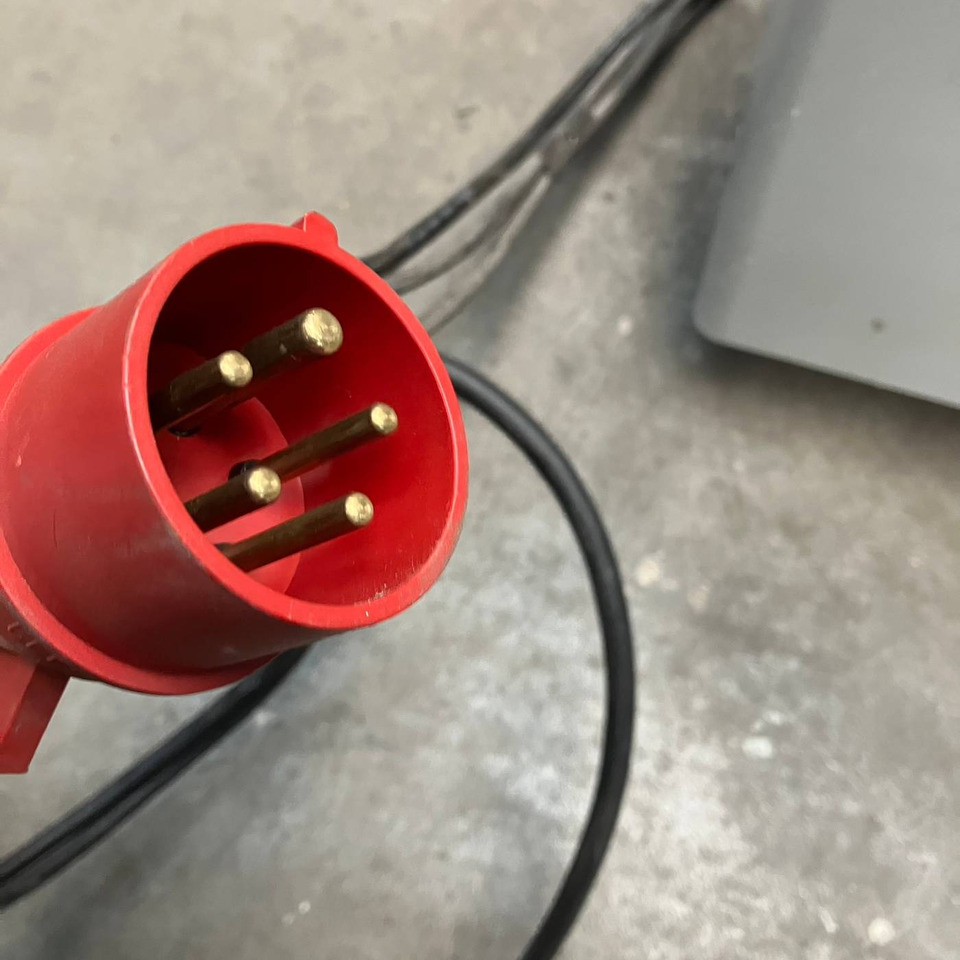 Tricom Filon Classic 48V/80A - Ανταλλακτικό για Ανυψωτικό μηχάνημα: φωτογραφία 4 Tricom Filon Classic 48V/80A - Ανταλλακτικό για Ανυψωτικό μηχάνημα: φωτογραφία 4