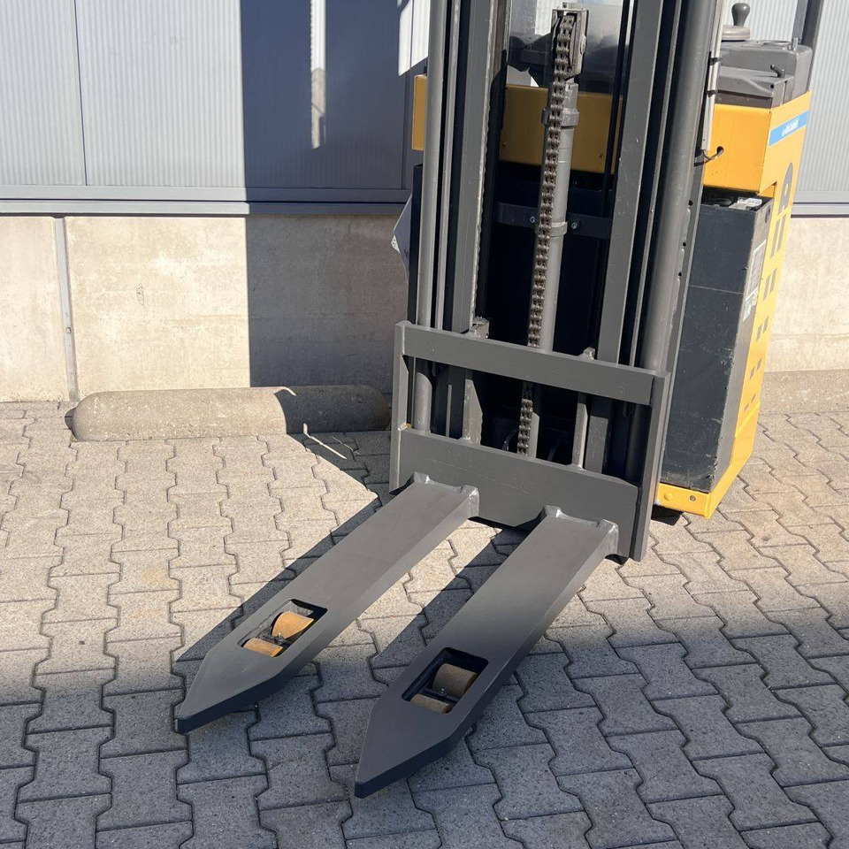 Μηχάνημα στοίβαξης Unicarriers 160SDTFV540 AJN: φωτογραφία 15