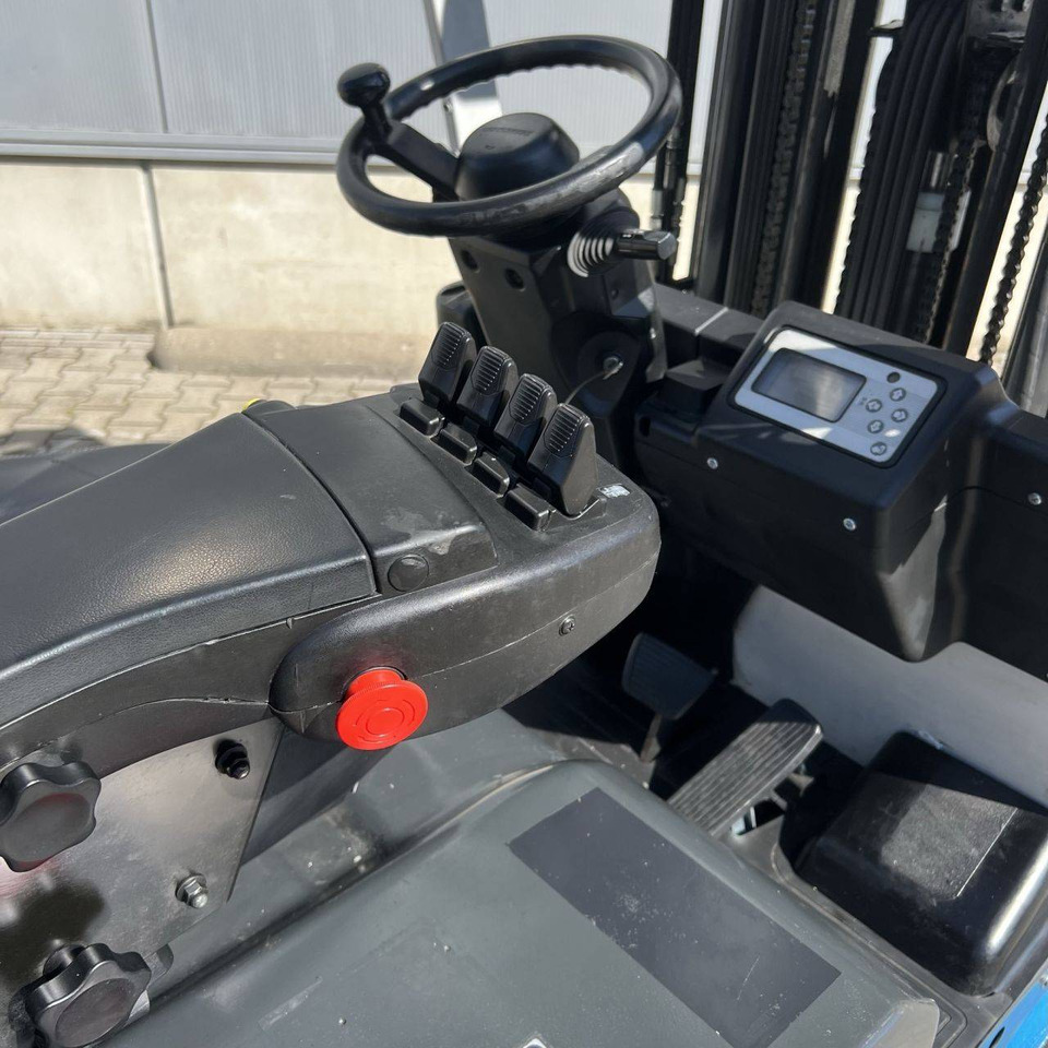 Unicarriers AG1N1L16Q - Ηλεκτροκίνητο περονοφόρο: φωτογραφία 4 Unicarriers AG1N1L16Q - Ηλεκτροκίνητο περονοφόρο: φωτογραφία 4