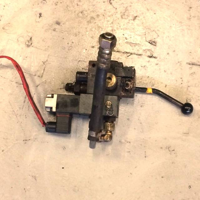 Valve Block for Jungheinrich ERC 12,5 - Υδραυλική βαλβίδα για Ανυψωτικό μηχάνημα: φωτογραφία 1 Valve Block for Jungheinrich ERC 12,5 - Υδραυλική βαλβίδα για Ανυψωτικό μηχάνημα: φωτογραφία 1