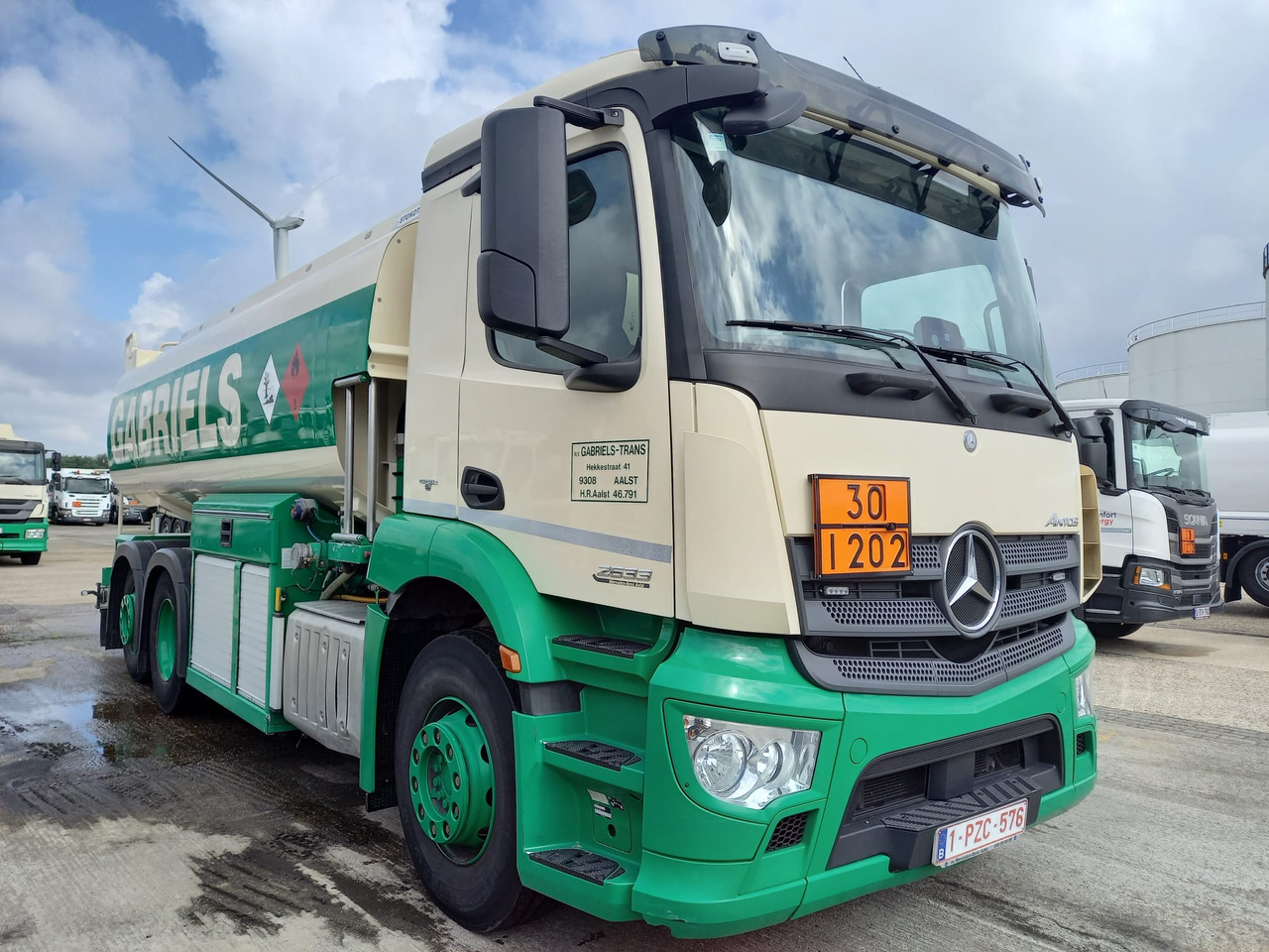 MERCEDES ANTOS - Φορτηγό βυτιοφόρο: φωτογραφία 5 MERCEDES ANTOS - Φορτηγό βυτιοφόρο: φωτογραφία 5