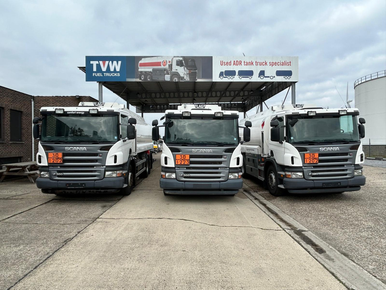 SCANIA P320/P360 (lot of 3) - Φορτηγό βυτιοφόρο: φωτογραφία 2 SCANIA P320/P360 (lot of 3) - Φορτηγό βυτιοφόρο: φωτογραφία 2