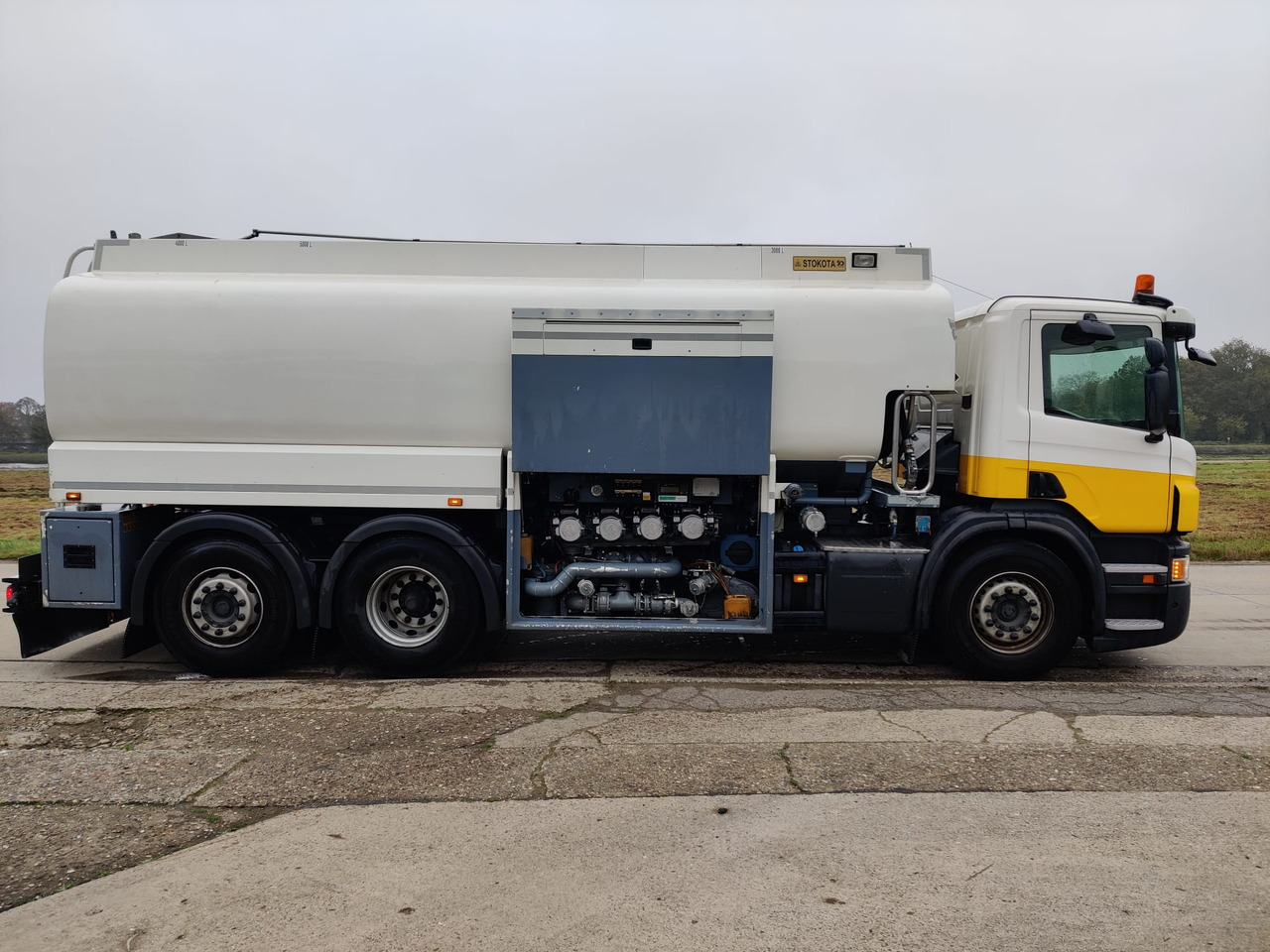 Φορτηγό βυτιοφόρο SCANIA P400: φωτογραφία 6 Φορτηγό βυτιοφόρο SCANIA P400: φωτογραφία 6