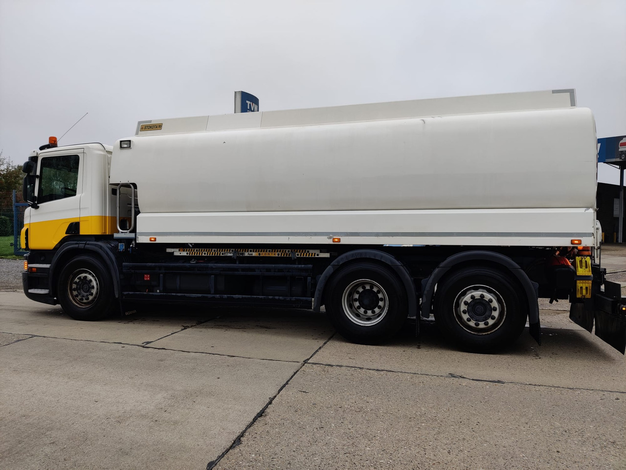 Φορτηγό βυτιοφόρο SCANIA P400: φωτογραφία 10 Φορτηγό βυτιοφόρο SCANIA P400: φωτογραφία 10