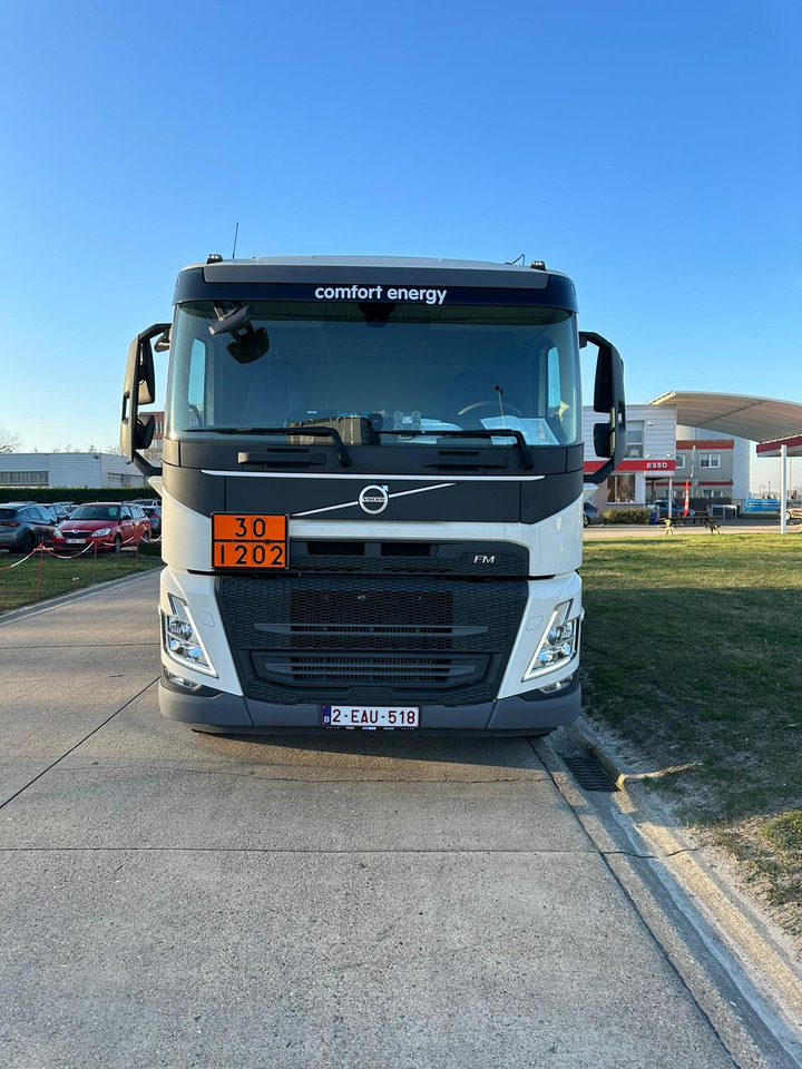 VOLVO FM - Φορτηγό βυτιοφόρο: φωτογραφία 4 VOLVO FM - Φορτηγό βυτιοφόρο: φωτογραφία 4