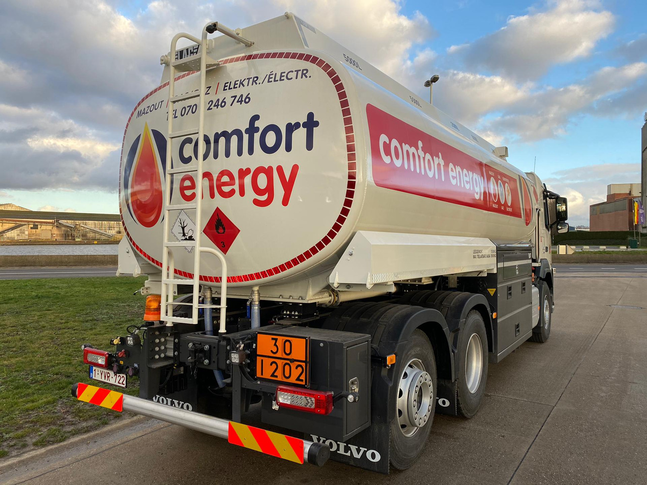 Φορτηγό βυτιοφόρο VOLVO FM: φωτογραφία 7 Φορτηγό βυτιοφόρο VOLVO FM: φωτογραφία 7