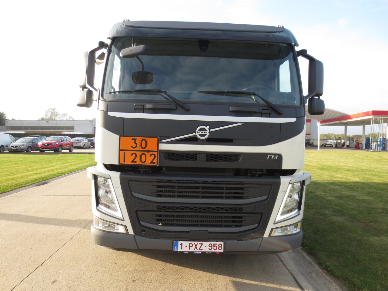 VOLVO FM - Φορτηγό βυτιοφόρο: φωτογραφία 4 VOLVO FM - Φορτηγό βυτιοφόρο: φωτογραφία 4