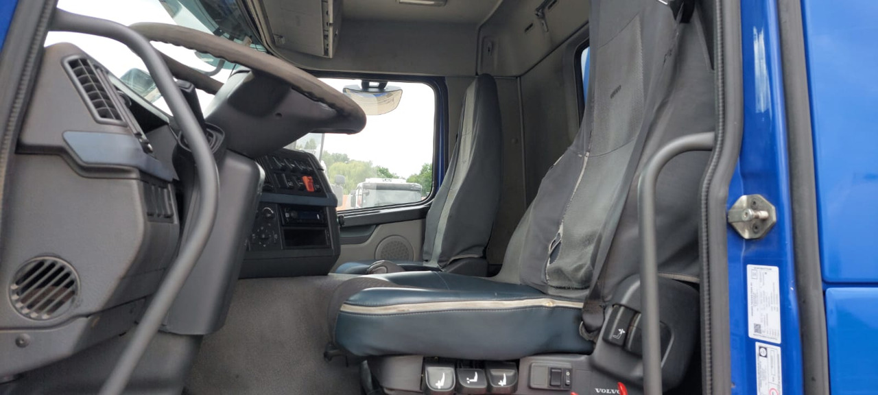 VOLVO FM - Φορτηγό βυτιοφόρο: φωτογραφία 5 VOLVO FM - Φορτηγό βυτιοφόρο: φωτογραφία 5