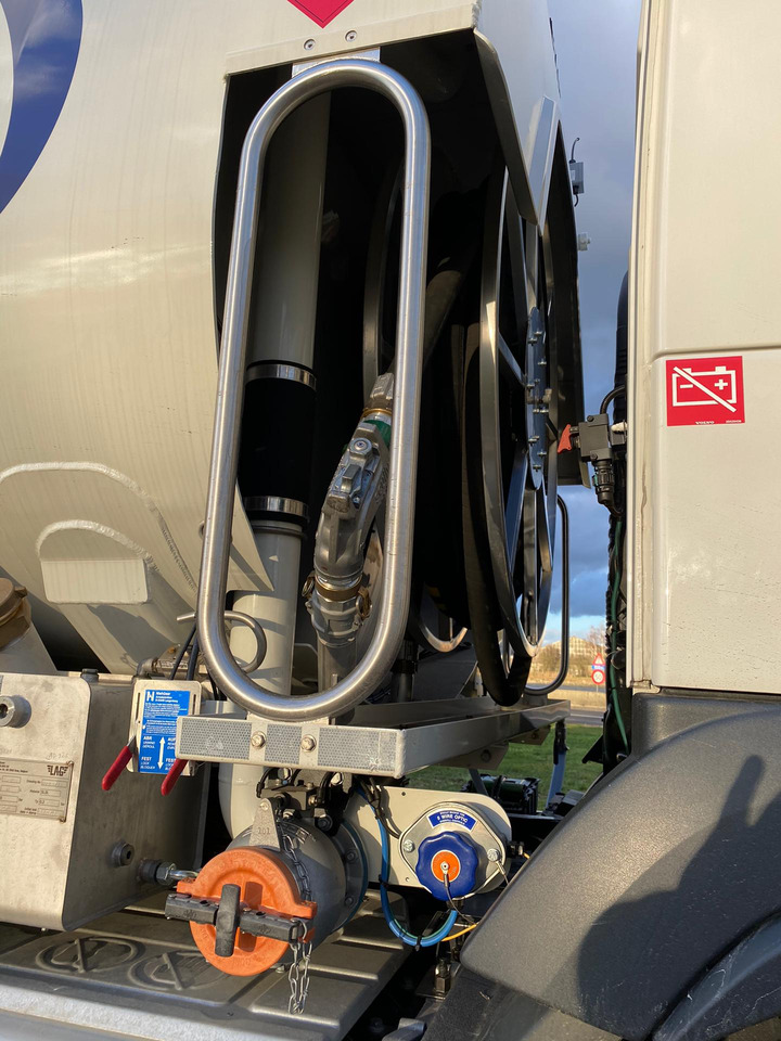 Φορτηγό βυτιοφόρο VOLVO FM: φωτογραφία 12 Φορτηγό βυτιοφόρο VOLVO FM: φωτογραφία 12