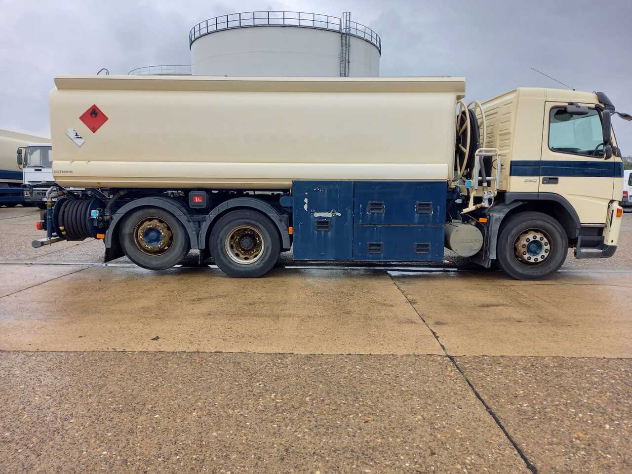 Φορτηγό βυτιοφόρο Volvo FM: φωτογραφία 7