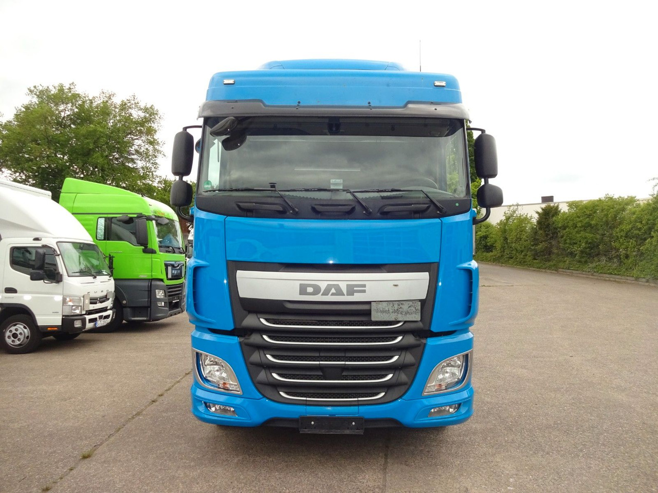 DAF XF 440, SC, Klima, 2 x Tank, Intarder, Standklim - Τράκτορας: φωτογραφία 3 DAF XF 440, SC, Klima, 2 x Tank, Intarder, Standklim - Τράκτορας: φωτογραφία 3