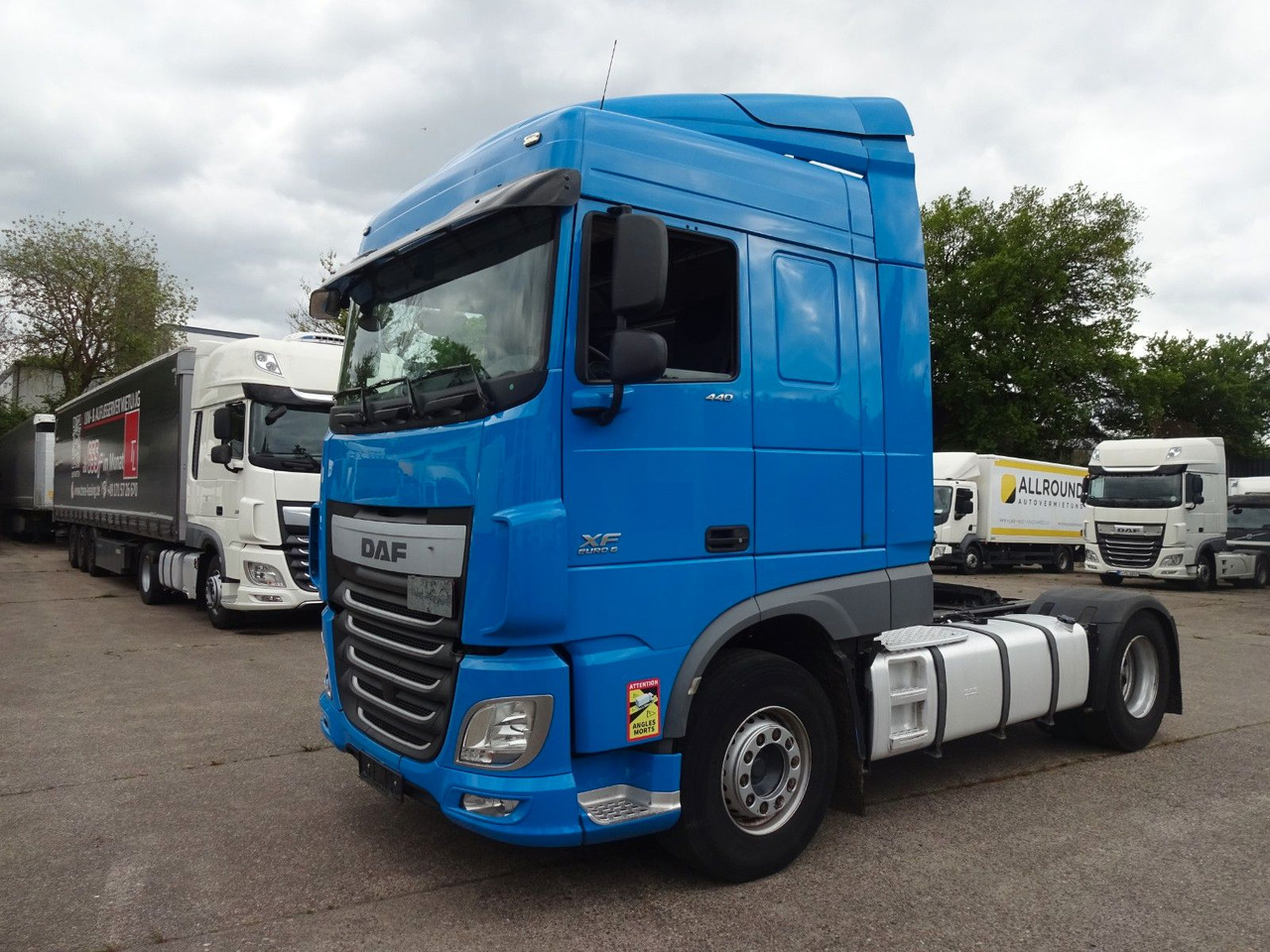 DAF XF 440, SC, Klima, 2 x Tank, Intarder, Standklim - Τράκτορας: φωτογραφία 2 DAF XF 440, SC, Klima, 2 x Tank, Intarder, Standklim - Τράκτορας: φωτογραφία 2