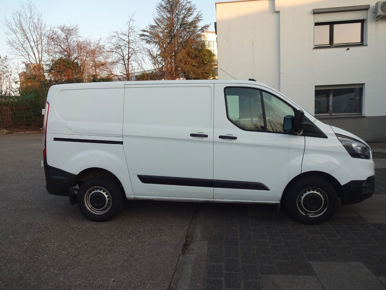 Ford Transit Custom Kasten 280 L1H1, PDC - Επιβατικό βαν: φωτογραφία 4 Ford Transit Custom Kasten 280 L1H1, PDC - Επιβατικό βαν: φωτογραφία 4