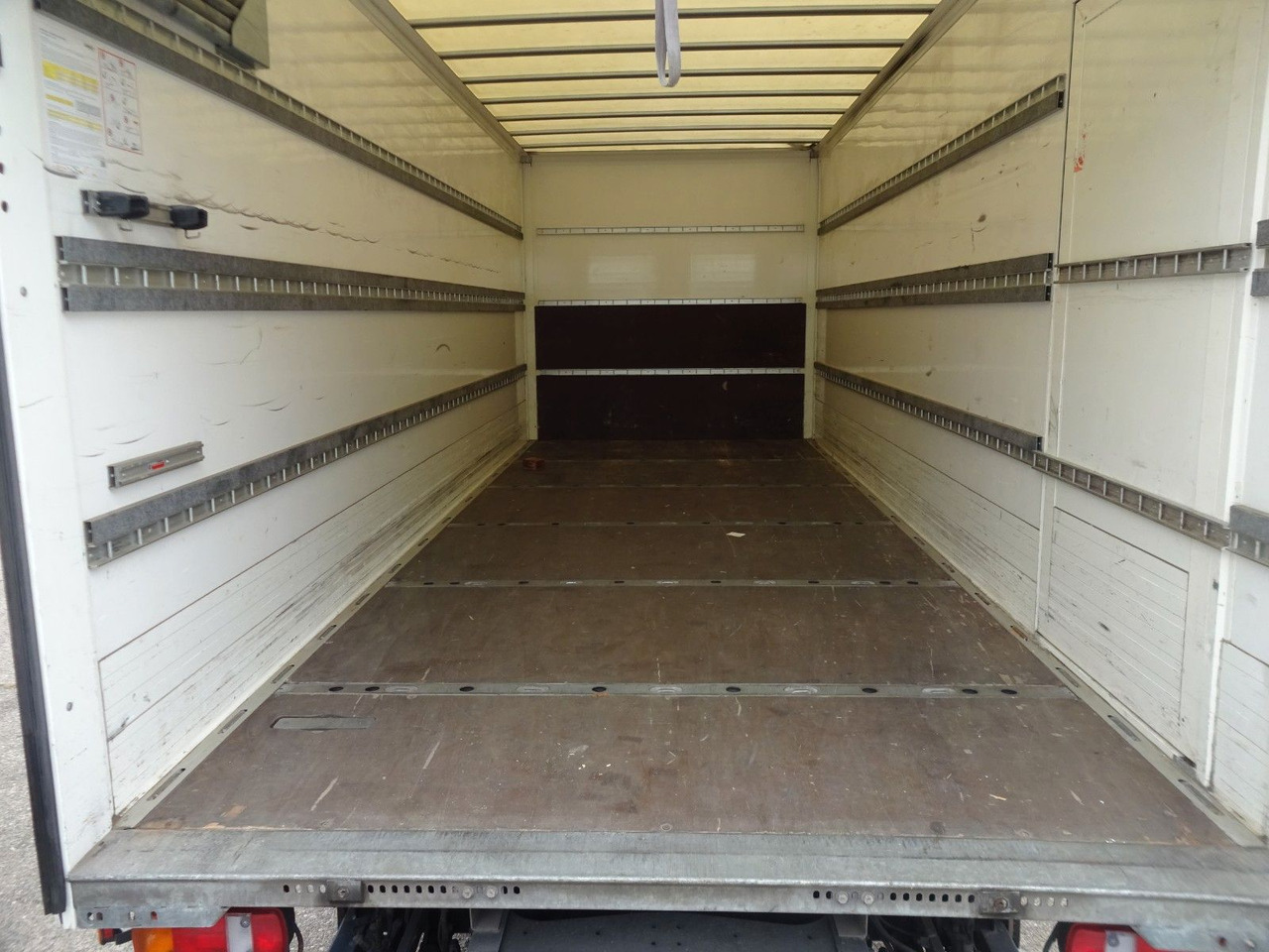 Επαγγελματικό αυτοκίνητο κόφα MAN TGL 8.190, LBW, Luft, Tempomat, Standheizung: φωτογραφία 16 Επαγγελματικό αυτοκίνητο κόφα MAN TGL 8.190, LBW, Luft, Tempomat, Standheizung: φωτογραφία 16