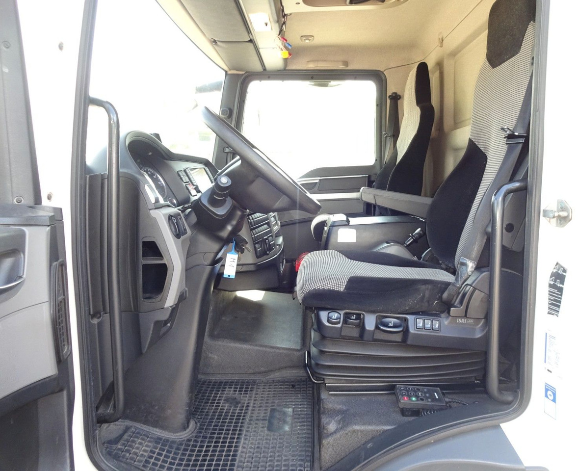 Επαγγελματικό αυτοκίνητο κόφα MAN TGL 8.190, LBW, Luft, Tempomat, Standheizung: φωτογραφία 18 Επαγγελματικό αυτοκίνητο κόφα MAN TGL 8.190, LBW, Luft, Tempomat, Standheizung: φωτογραφία 18