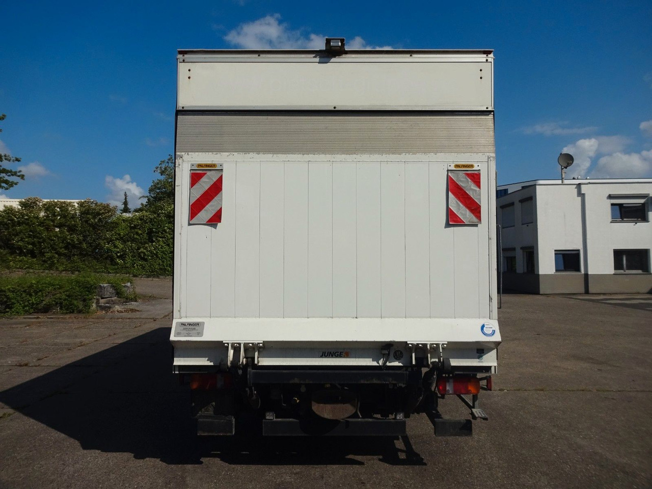 Επαγγελματικό αυτοκίνητο κόφα MAN TGL 8.190, LBW, Luft, Tempomat, Standheizung: φωτογραφία 6 Επαγγελματικό αυτοκίνητο κόφα MAN TGL 8.190, LBW, Luft, Tempomat, Standheizung: φωτογραφία 6