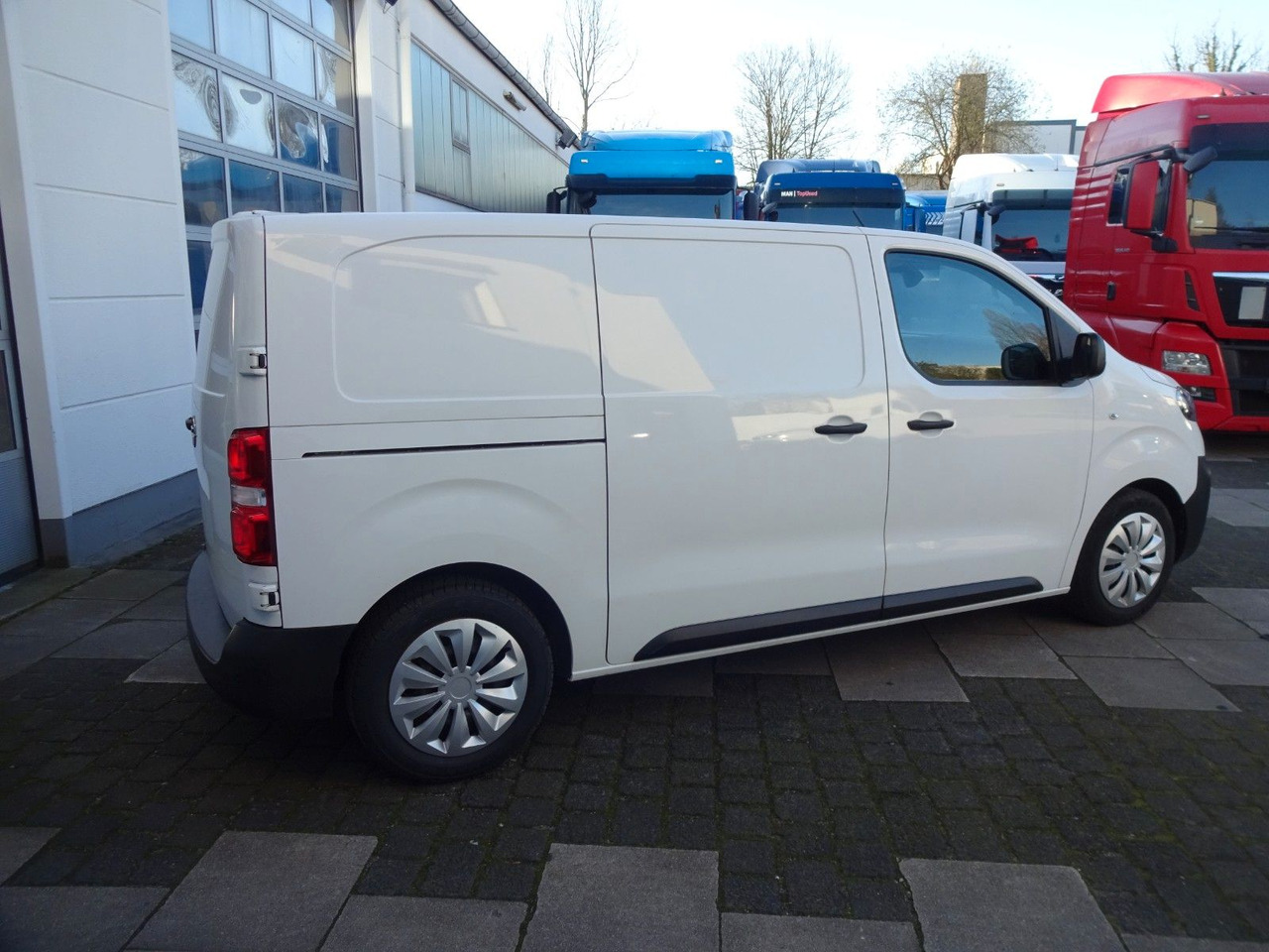 Opel 50 x Vivaro Kasten L1H1, Klima, PDC, Tempomat - Μικρό βαν: φωτογραφία 5 Opel 50 x Vivaro Kasten L1H1, Klima, PDC, Tempomat - Μικρό βαν: φωτογραφία 5