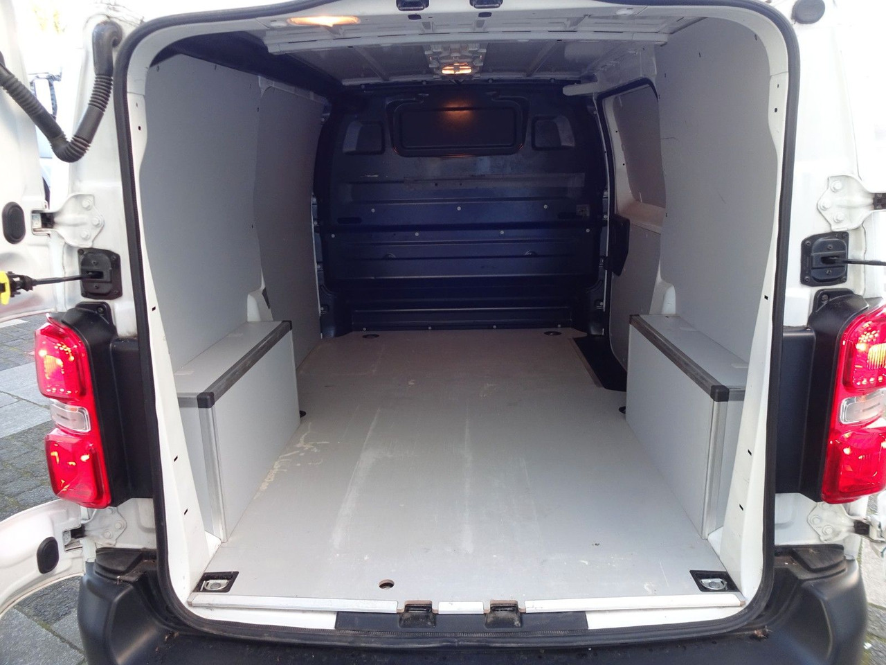 Leasing Opel Opel 5 x Vivaro Kasten L1H1, Klima, PDC, Opel Opel 5 x Vivaro Kasten L1H1, Klima, PDC,: φωτογραφία 11
