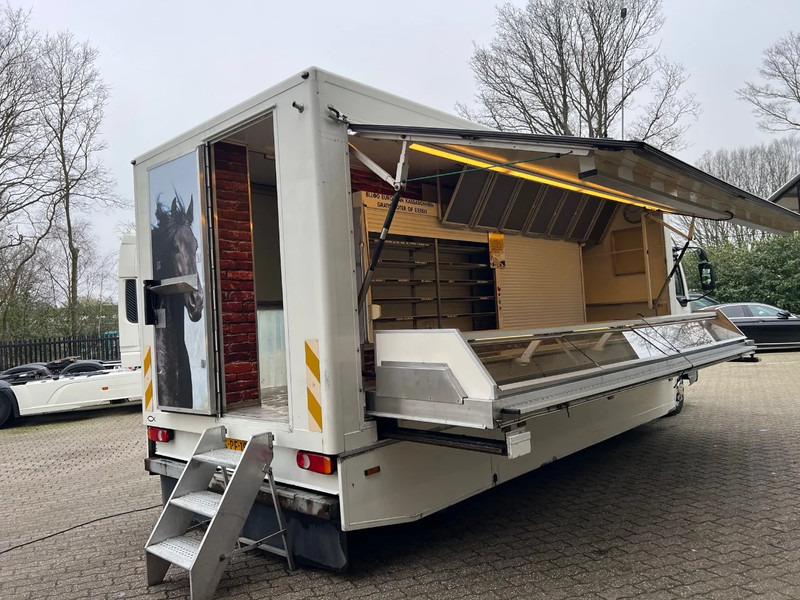 DAF LF 180 4X2 Verkoopopbouw/Verkaufsaufbau +Koeling Hydraulisch uitklapbaar - Αυτοκινούμενη καντίνα: φωτογραφία 2 DAF LF 180 4X2 Verkoopopbouw/Verkaufsaufbau +Koeling Hydraulisch uitklapbaar - Αυτοκινούμενη καντίνα: φωτογραφία 2