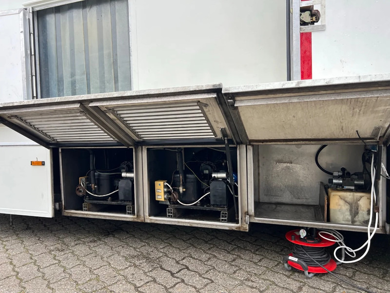 DAF LF 180 4X2 Verkoopopbouw/Verkaufsaufbau +Koeling Hydraulisch uitklapbaar - Αυτοκινούμενη καντίνα: φωτογραφία 5 DAF LF 180 4X2 Verkoopopbouw/Verkaufsaufbau +Koeling Hydraulisch uitklapbaar - Αυτοκινούμενη καντίνα: φωτογραφία 5