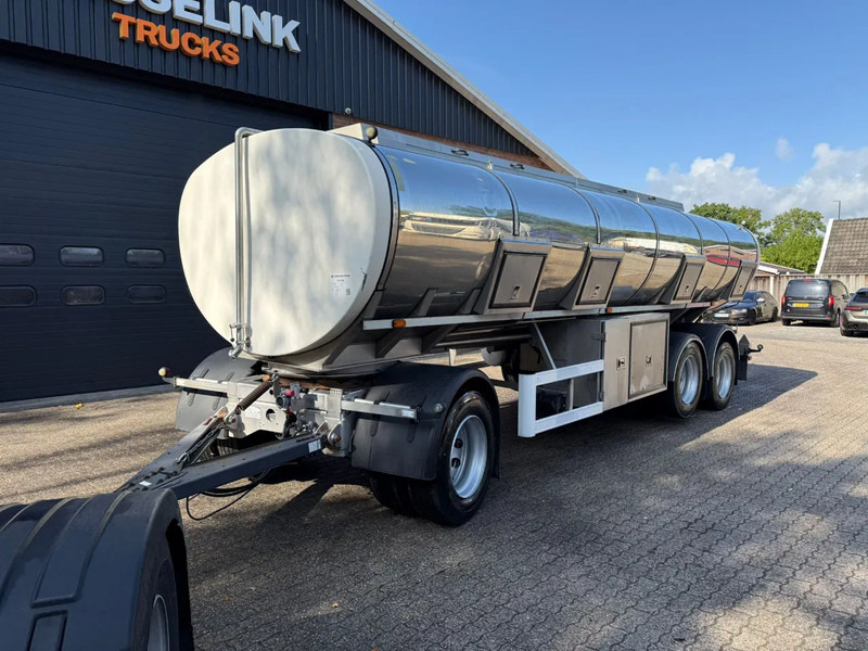 Magyar VM Tarm 19.000L RVS/INOX Melk/Milk/Milch Food 3 Rooms Liftas - Επικαθήμενο βυτίο: φωτογραφία 1 Magyar VM Tarm 19.000L RVS/INOX Melk/Milk/Milch Food 3 Rooms Liftas - Επικαθήμενο βυτίο: φωτογραφία 1