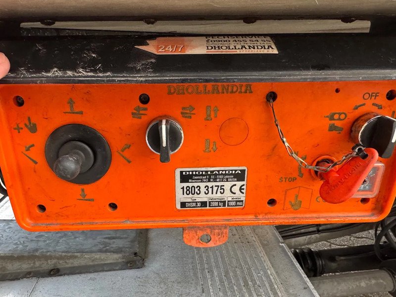 Φορτηγό ψυγείο Mercedes-Benz Antos 1927 7.5M Carrier Koeler 2.000KG LBW NL Truck: φωτογραφία 7