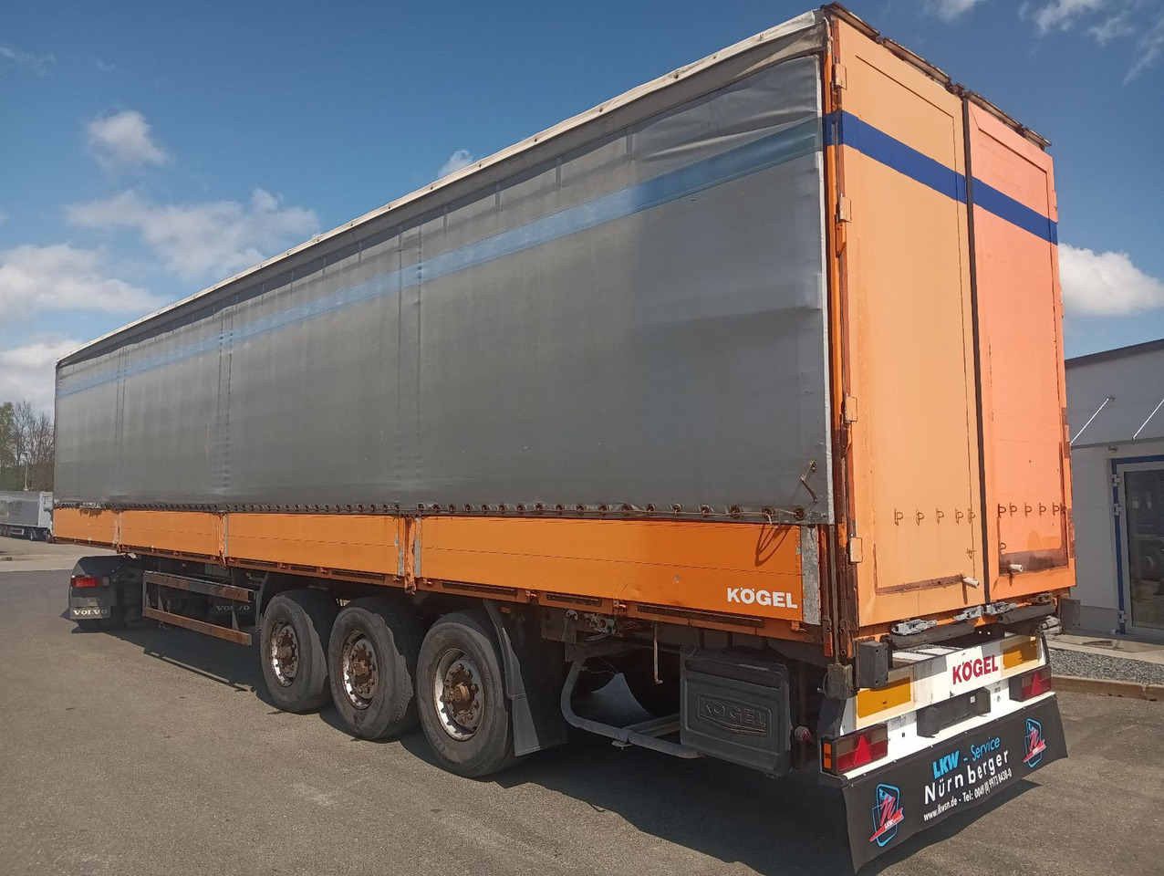 Kögel SN24BORDWANDSIDER EDSCHA BPW Disc Lift Portaltür - Επικαθήμενο κουρτίνα: φωτογραφία 1 Kögel SN24BORDWANDSIDER EDSCHA BPW Disc Lift Portaltür - Επικαθήμενο κουρτίνα: φωτογραφία 1