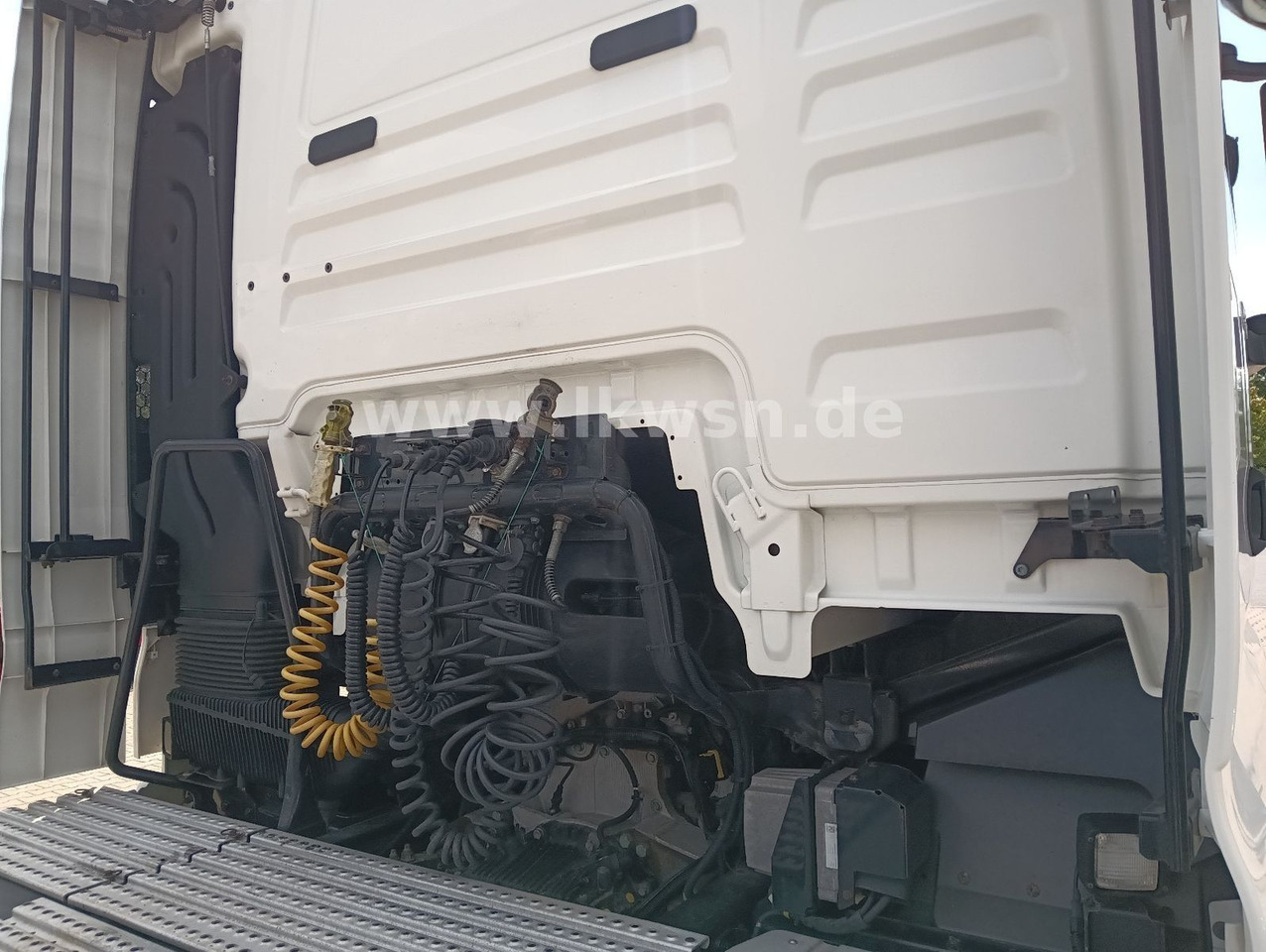 Τράκτορας MAN TGX 18:440 FLT XLX 2xTank Klima Spoiler Kühlbox MAN TGX 18:440 FLT XLX 2xTank Klima Spoiler Kühlbox: φωτογραφία 22