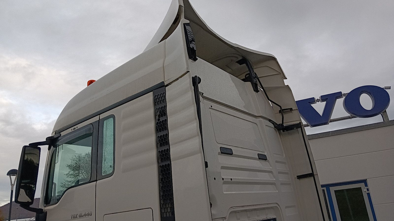 Τράκτορας MAN TGX 18:440 FLT XLX 2xTank Klima Spoiler Kühlbox MAN TGX 18:440 FLT XLX 2xTank Klima Spoiler Kühlbox: φωτογραφία 40