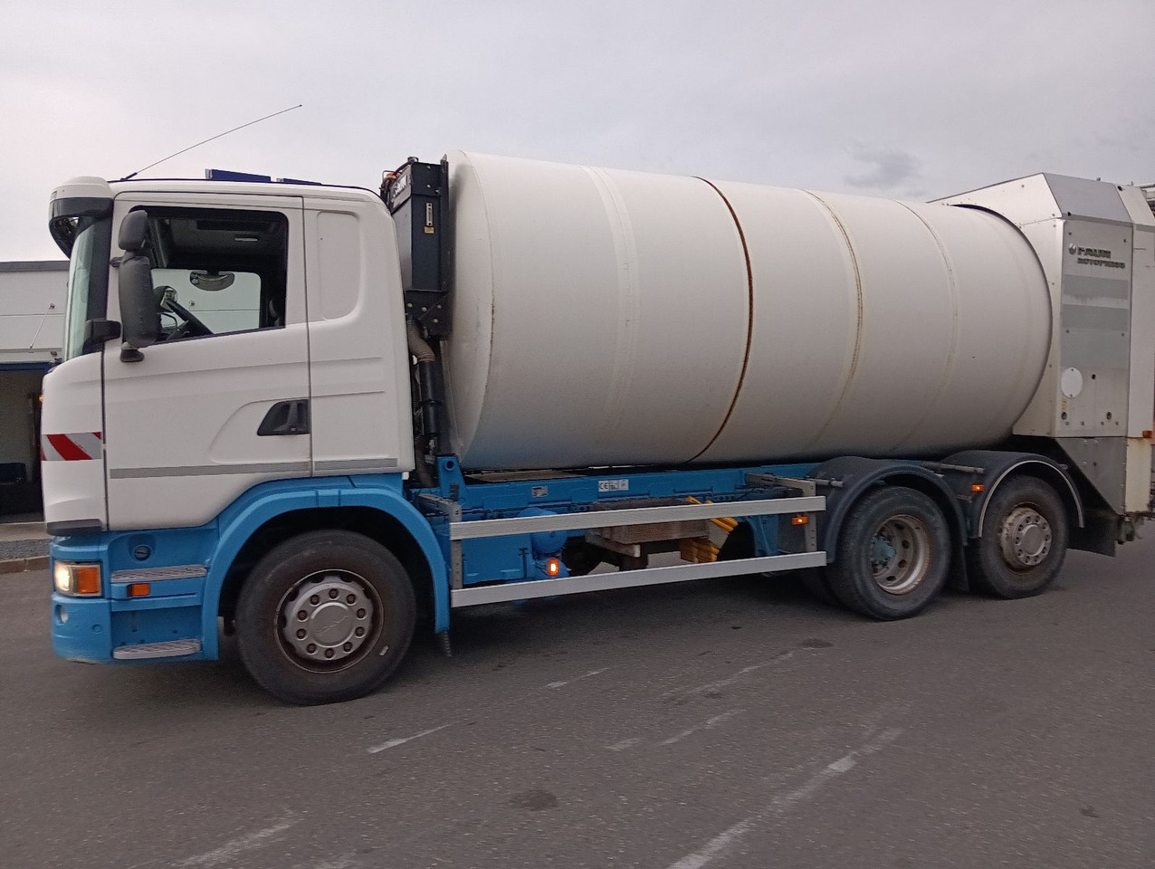 Scania G360 6x2 RETARDER FAUN ROTOPRESS 521L Zöller 230 - Απορριμματοφόρο: φωτογραφία 4 Scania G360 6x2 RETARDER FAUN ROTOPRESS 521L Zöller 230 - Απορριμματοφόρο: φωτογραφία 4