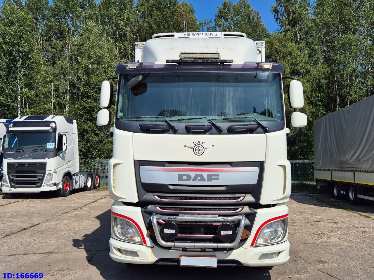 DAF XF 106.460 FAR 6X2 Euro6 - Φορτηγό ψυγείο: φωτογραφία 2 DAF XF 106.460 FAR 6X2 Euro6 - Φορτηγό ψυγείο: φωτογραφία 2