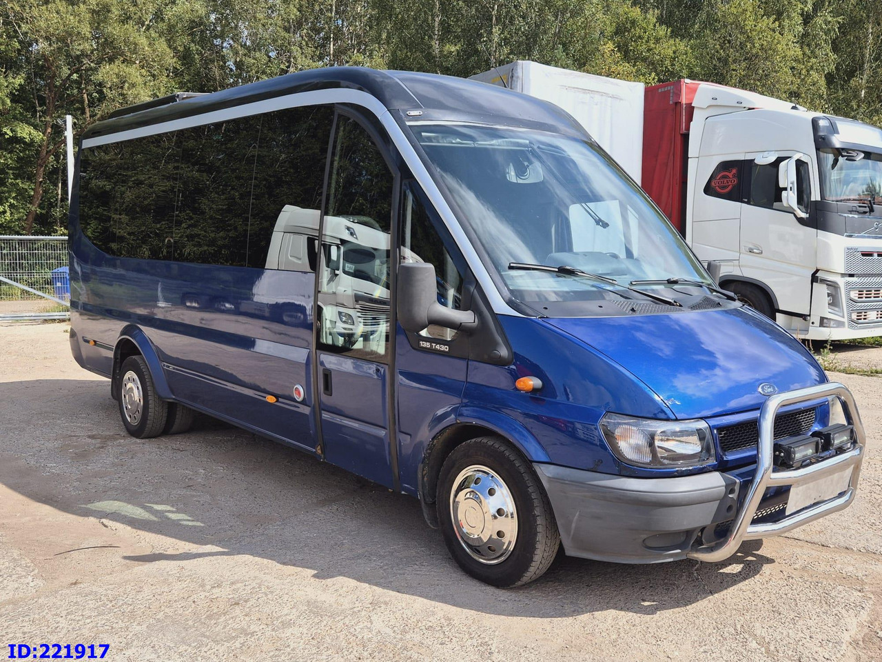 FORD Sunset VIP 17-seats - Πούλμαν: φωτογραφία 4 FORD Sunset VIP 17-seats - Πούλμαν: φωτογραφία 4