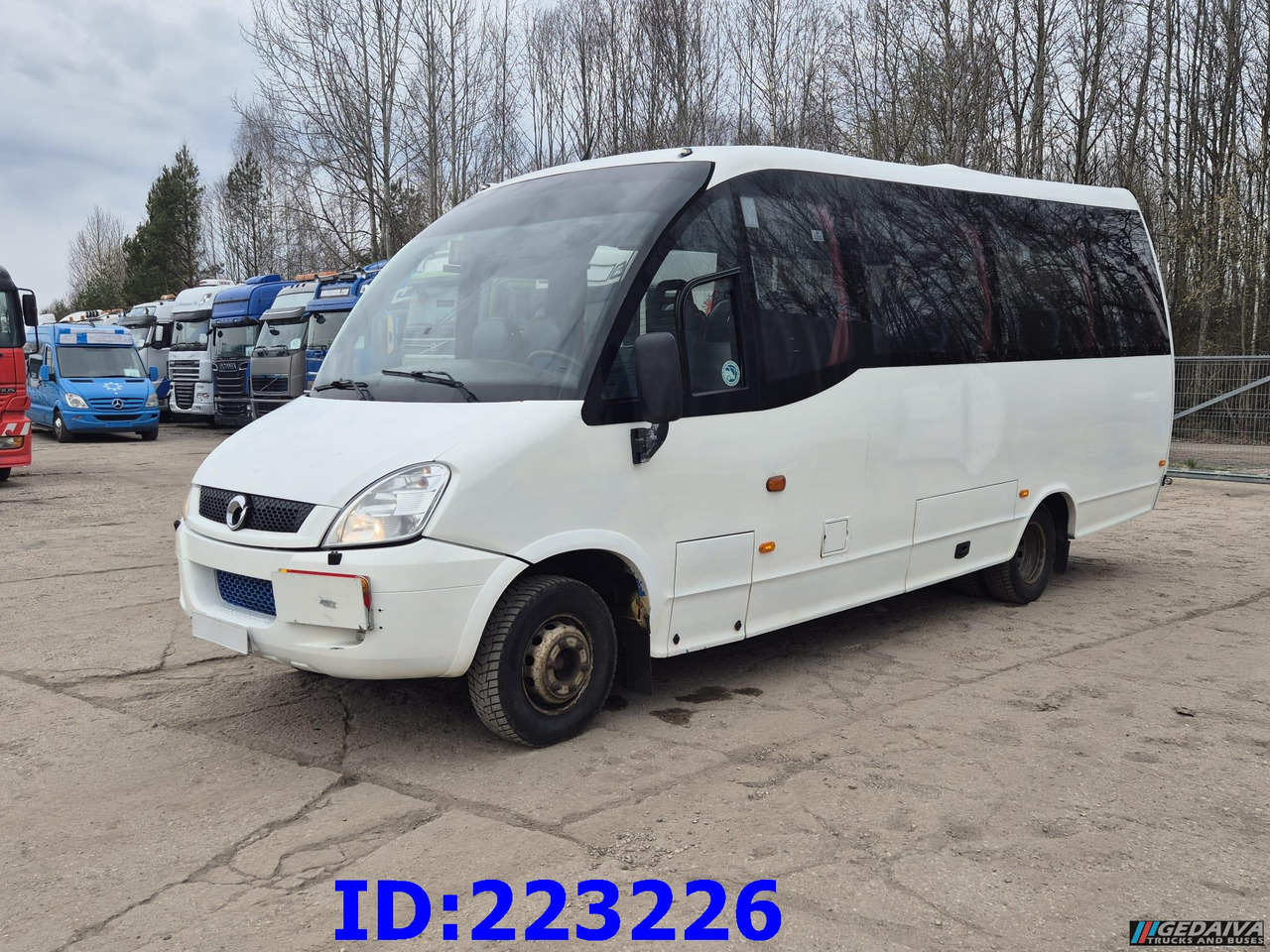 IVECO Daily 70C17A 25-seater Euro5 - Πούλμαν: φωτογραφία 1 IVECO Daily 70C17A 25-seater Euro5 - Πούλμαν: φωτογραφία 1