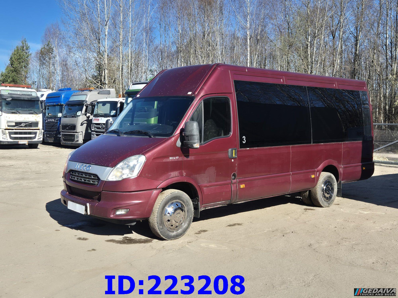 IVECO Daily Avestark 17-seater - Πούλμαν: φωτογραφία 4 IVECO Daily Avestark 17-seater - Πούλμαν: φωτογραφία 4
