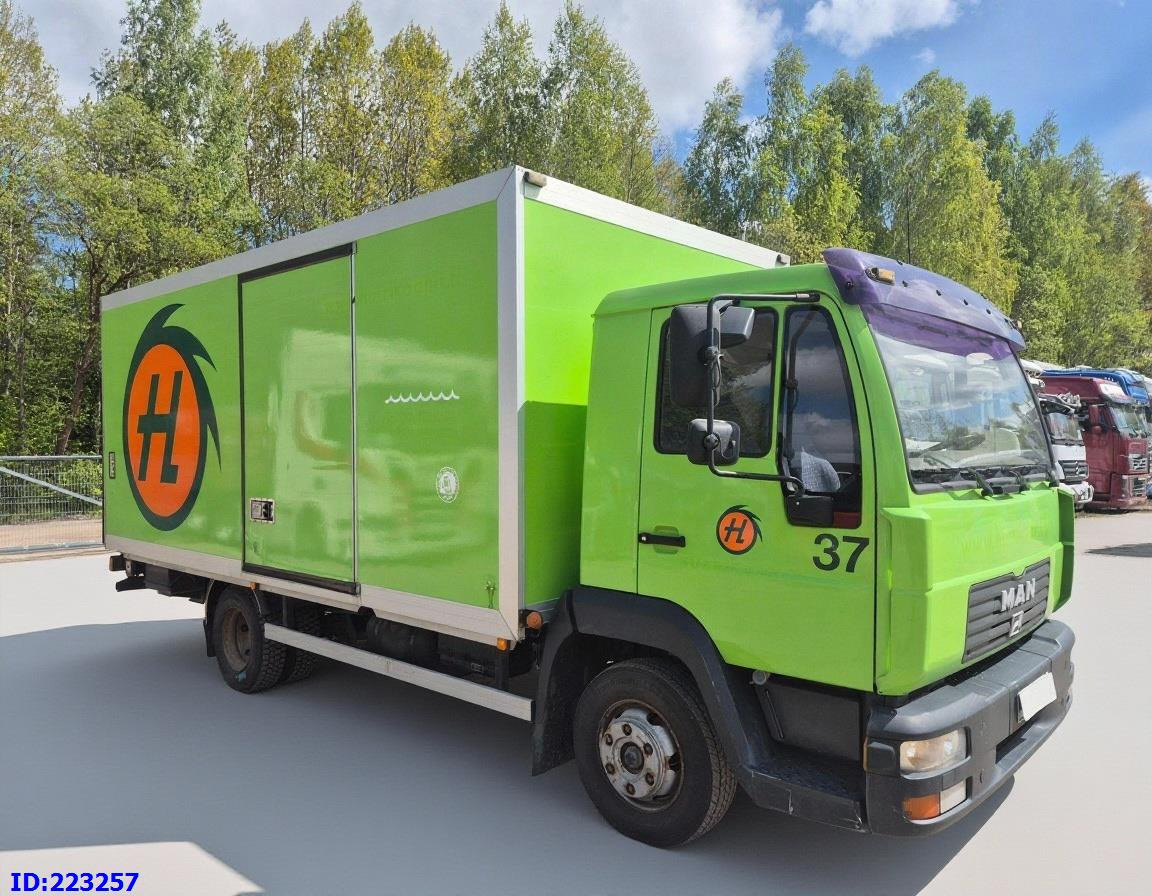 MAN LE 8.150 Manual 139tkm ONLY - Φορτηγό κόφα: φωτογραφία 4 MAN LE 8.150 Manual 139tkm ONLY - Φορτηγό κόφα: φωτογραφία 4