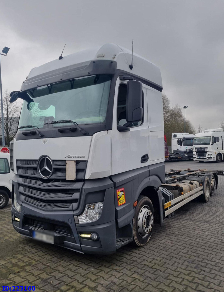 MERCEDES-BENZ Actros 2542 BDF Euro6 - Φορτηγό σασί: φωτογραφία 1 MERCEDES-BENZ Actros 2542 BDF Euro6 - Φορτηγό σασί: φωτογραφία 1