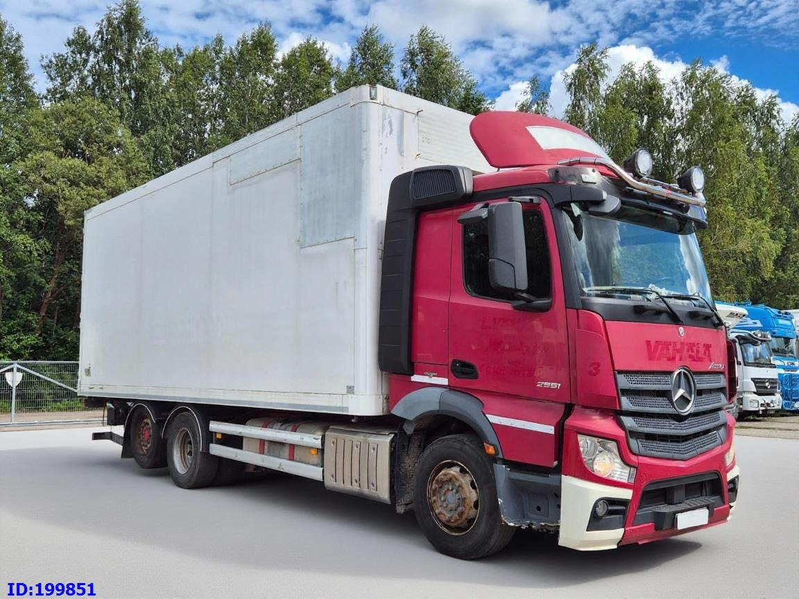 MERCEDES-BENZ Actros 2551 6x2 Euro5 - Φορτηγό κόφα: φωτογραφία 2 MERCEDES-BENZ Actros 2551 6x2 Euro5 - Φορτηγό κόφα: φωτογραφία 2
