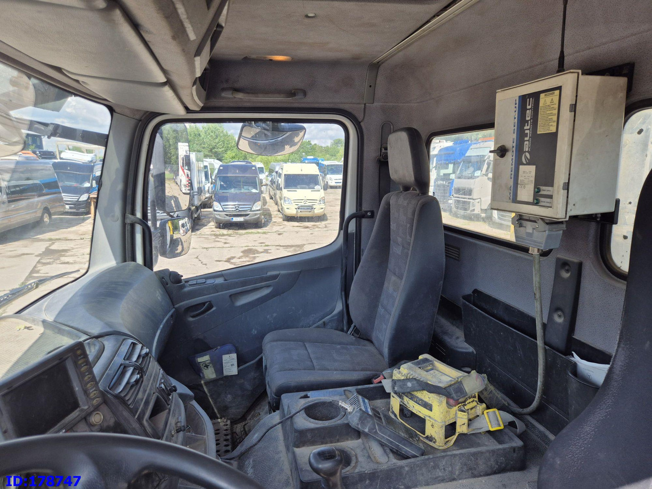 Αντλία σκυροδέματος MERCEDES-BENZ Axor 2633 6x4 Schwing 750: φωτογραφία 19 Αντλία σκυροδέματος MERCEDES-BENZ Axor 2633 6x4 Schwing 750: φωτογραφία 19