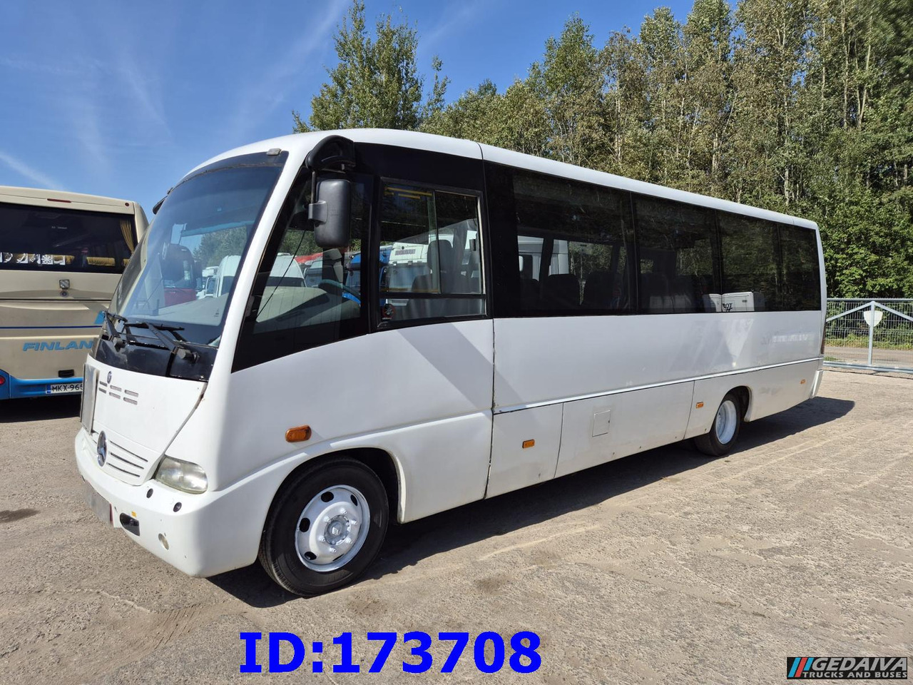 MERCEDES-BENZ Medio 30 Seat - Πούλμαν: φωτογραφία 1 MERCEDES-BENZ Medio 30 Seat - Πούλμαν: φωτογραφία 1