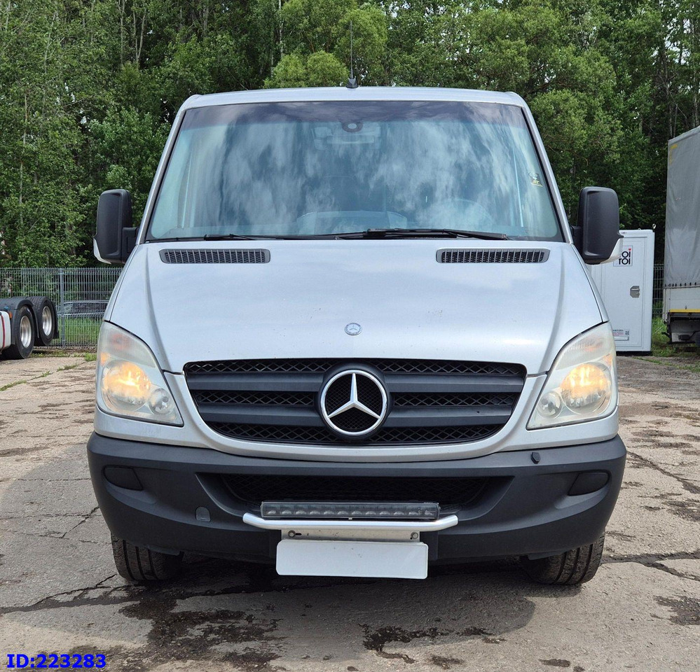 MERCEDES-BENZ Sprinter 313 - Kasten VIP -Euro5 - Πούλμαν: φωτογραφία 2 MERCEDES-BENZ Sprinter 313 - Kasten VIP -Euro5 - Πούλμαν: φωτογραφία 2