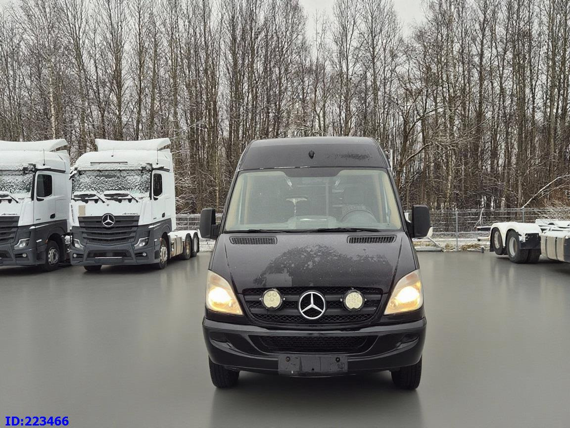 MERCEDES-BENZ Sprinter 515 VIP 24 places XXL - Πούλμαν: φωτογραφία 2 MERCEDES-BENZ Sprinter 515 VIP 24 places XXL - Πούλμαν: φωτογραφία 2