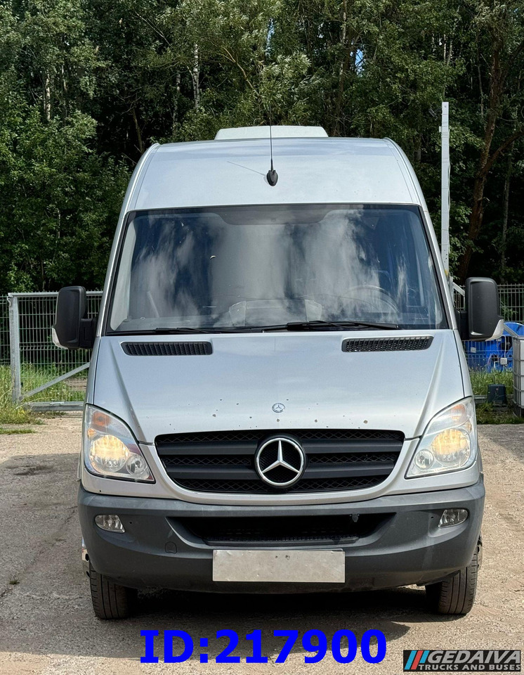 MERCEDES-BENZ Sprinter 516 - VIP - 17 places - Πούλμαν: φωτογραφία 2 MERCEDES-BENZ Sprinter 516 - VIP - 17 places - Πούλμαν: φωτογραφία 2