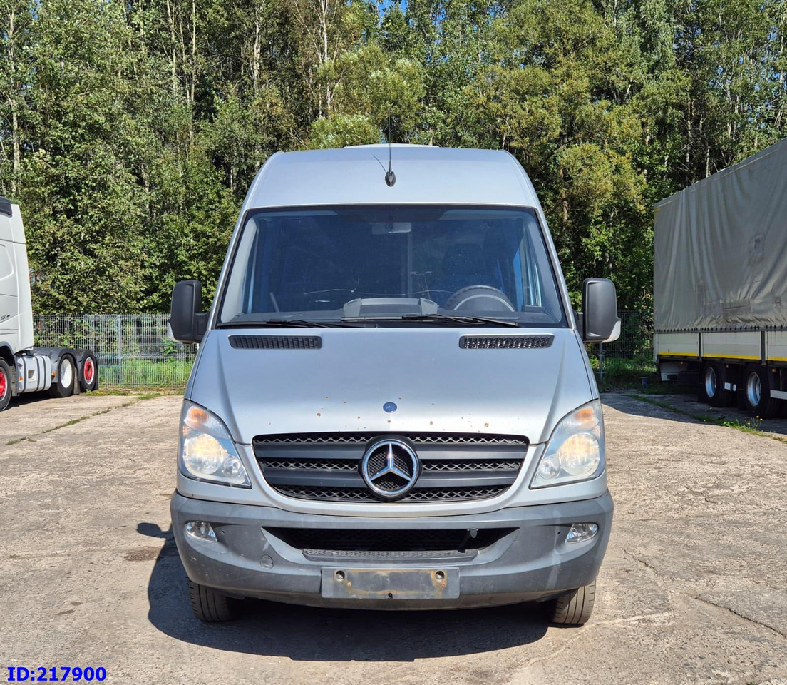MERCEDES-BENZ Sprinter 516 - VIP - 17 places - Πούλμαν: φωτογραφία 2 MERCEDES-BENZ Sprinter 516 - VIP - 17 places - Πούλμαν: φωτογραφία 2