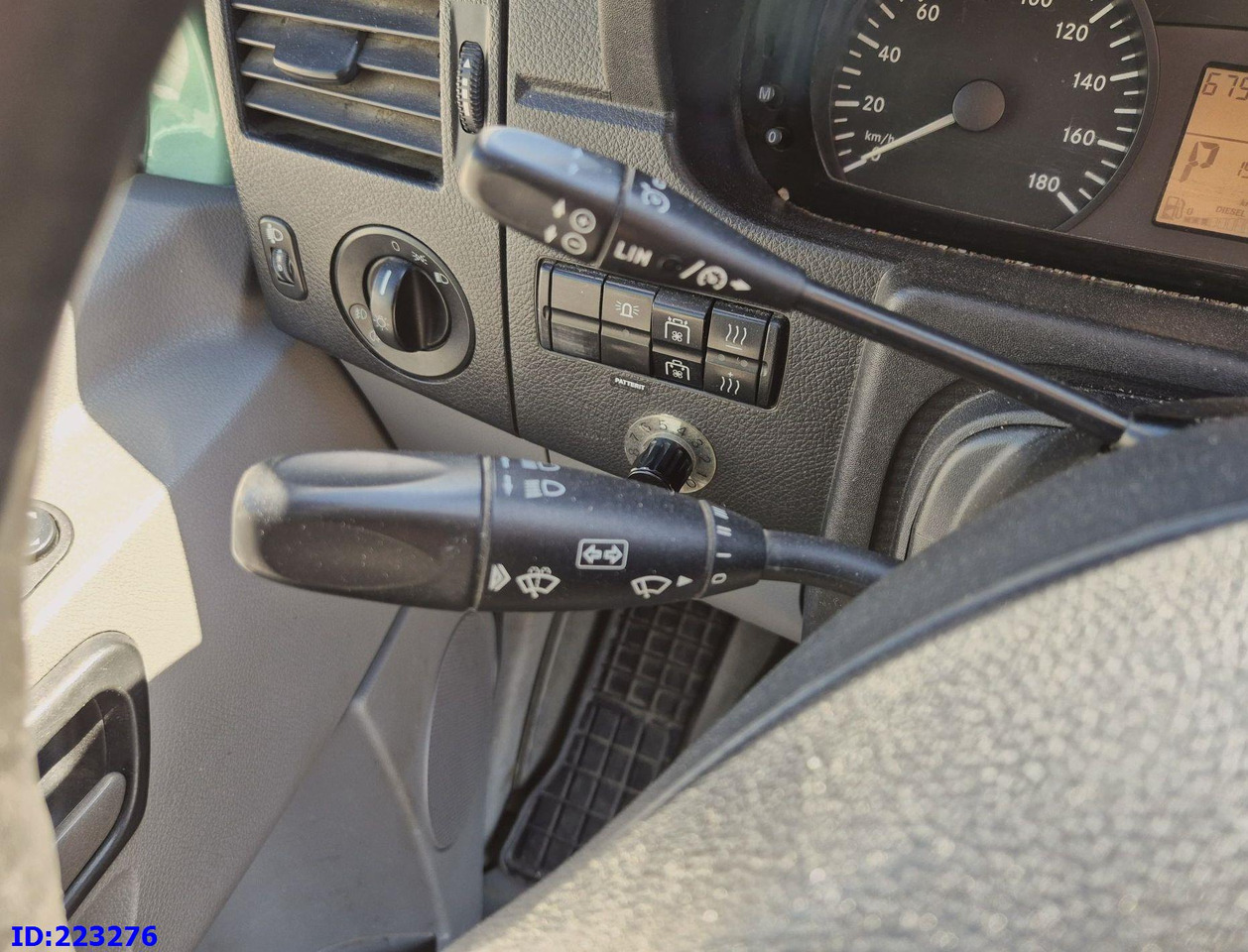 Μικρό λεωφορείο, Επιβατικό βαν MERCEDES-BENZ Sprinter 516 - VIP - 23 Places: φωτογραφία 9 Μικρό λεωφορείο, Επιβατικό βαν MERCEDES-BENZ Sprinter 516 - VIP - 23 Places: φωτογραφία 9