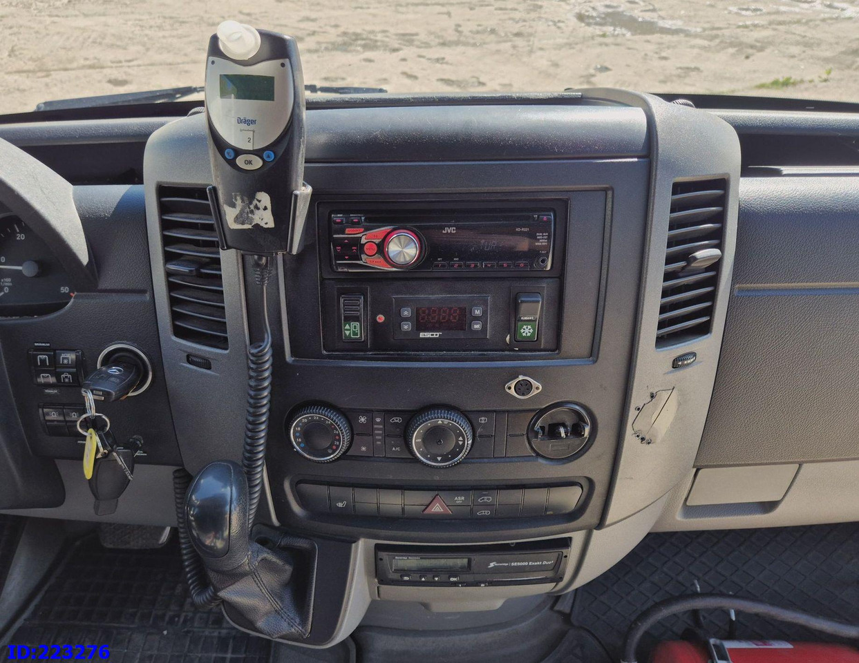 Μικρό λεωφορείο, Επιβατικό βαν MERCEDES-BENZ Sprinter 516 - VIP - 23 Places: φωτογραφία 11 Μικρό λεωφορείο, Επιβατικό βαν MERCEDES-BENZ Sprinter 516 - VIP - 23 Places: φωτογραφία 11