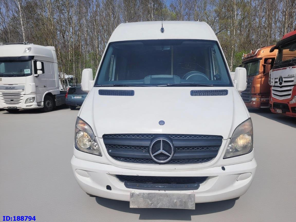 MERCEDES-BENZ Sprinter 518 - Kasten VIP - 20 Seater - Μικρό λεωφορείο, Επιβατικό βαν: φωτογραφία 2 MERCEDES-BENZ Sprinter 518 - Kasten VIP - 20 Seater - Μικρό λεωφορείο, Επιβατικό βαν: φωτογραφία 2