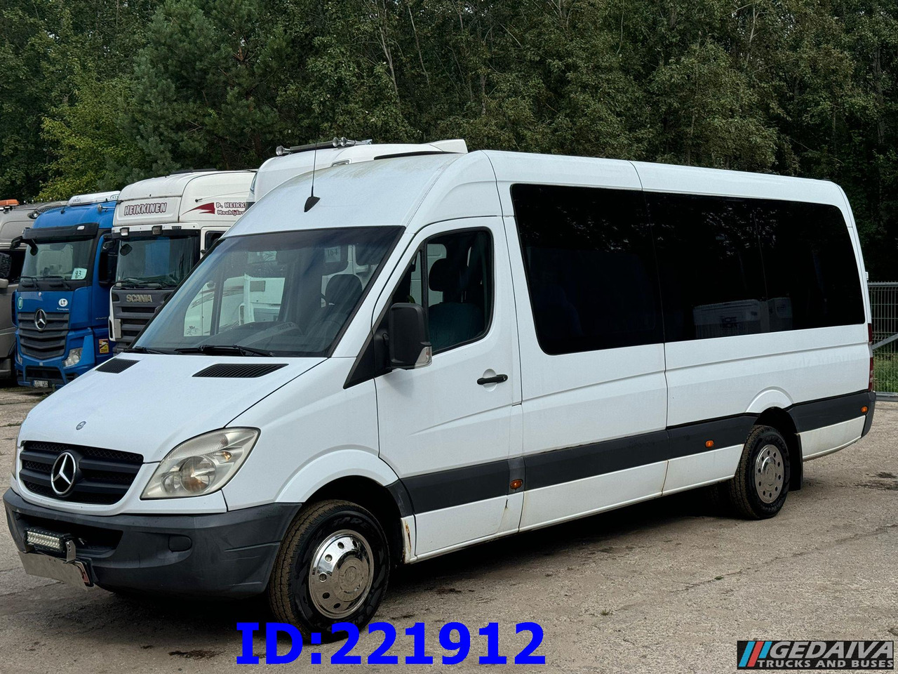 MERCEDES-BENZ Sprinter 518 VIP 17-Place - Πούλμαν: φωτογραφία 1 MERCEDES-BENZ Sprinter 518 VIP 17-Place - Πούλμαν: φωτογραφία 1