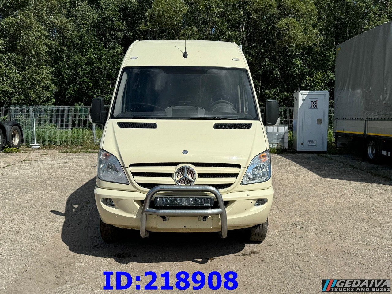 MERCEDES-BENZ Sprinter 519 VIP 18-Place Prostyle Euro5 - Πούλμαν: φωτογραφία 2 MERCEDES-BENZ Sprinter 519 VIP 18-Place Prostyle Euro5 - Πούλμαν: φωτογραφία 2